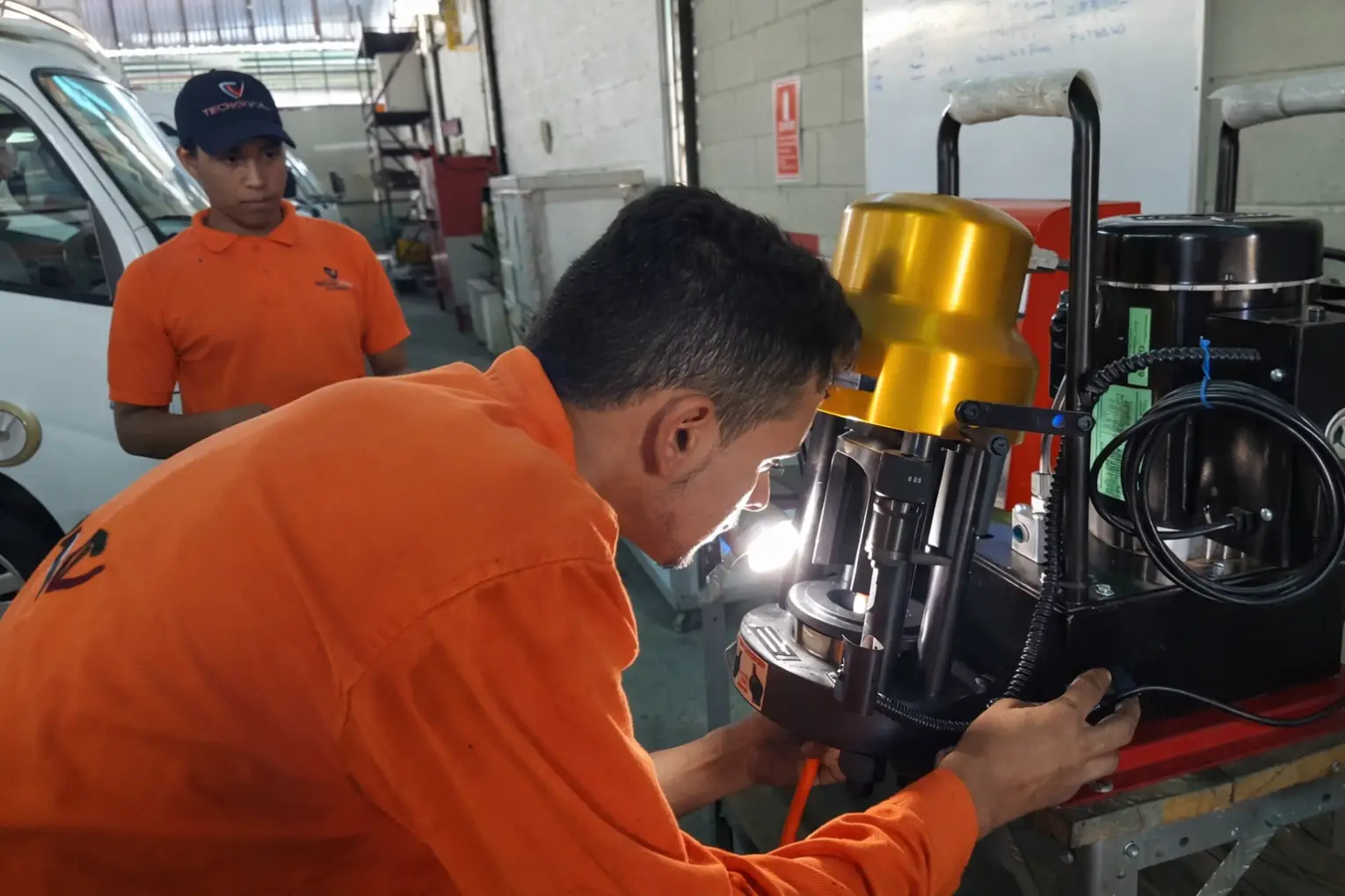 Prensado de mangueras hidráulicas e industriales - Vista 2